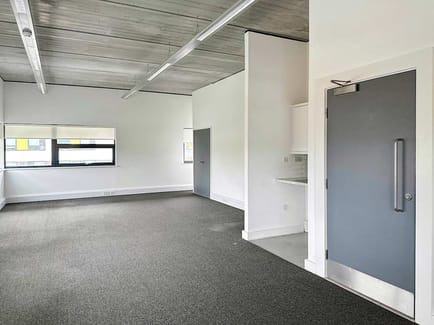 Image 8 of IWG (Basepoint) - Little High Street, BN43 - Shoreham-by-Sea