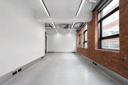 Image 2 of Workspace (Managed 173 - 1,713 sqft) - Ink Rooms - 25-37 Easton Street, WC1X 0DS - Clerkenwell