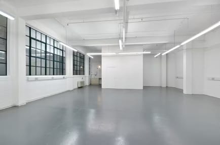 Image 2 of Workspace (Managed 47 - 2,050 sqft) - Parkhall Business Centre - 40 Martell Road, SE21 8EN - Dulwich
