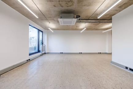 Image 4 of Workspace (Managed 536 - 881 sqft) - ScreenWorks - 22 Highbury Grove, N5 2EF - Highbury