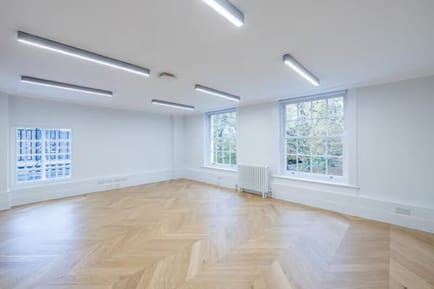 Image 8 of Workspace (Managed 536 - 881 sqft) - ScreenWorks - 22 Highbury Grove, N5 2EF - Highbury
