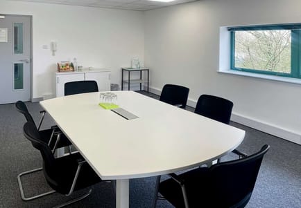 Image 3 of IWG (Basepoint) - Harts Farm Way, PO15 - Havant