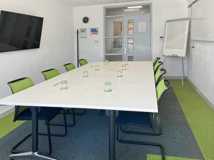 Image 6 of IWG (Basepoint) - Metcalf Way,RH11 - Crawley