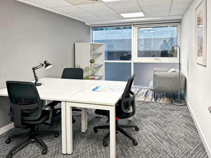 Image 10 of IWG (Regus) - St James Tower - 7 Charlotte Street, M1 - Manchester
