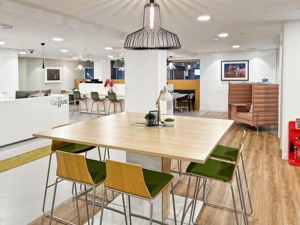 Image 13 of IWG (Regus) - St James Tower - 7 Charlotte Street, M1 - Manchester