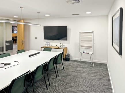 Image 3 of IWG (Regus) - St James Tower - 7 Charlotte Street, M1 - Manchester