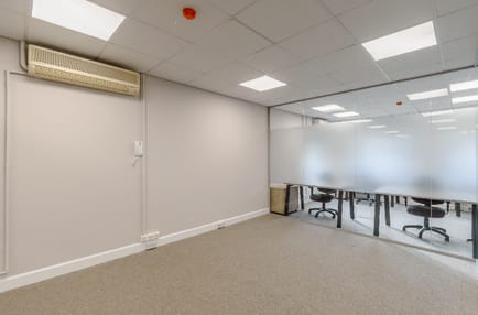 Image 3 of Hello Owl - Middle Floor, 3, Penta Court, WD6 - Borehamwood,