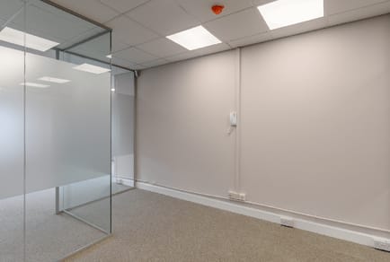 Image 5 of Hello Owl - Middle Floor, 3, Penta Court, WD6 - Borehamwood,