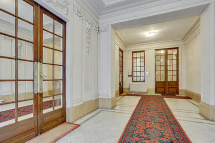 Image 1 of Deskeo - 48 Rue des Belles Feuilles, 75116 - Paris
