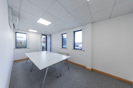 Image 8 of Workbench - 14 Neptune Court, Vanguard Way, CF24 - Cardiff