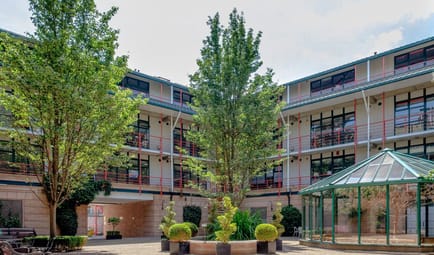 Image 6 of CEG (Let Ready) - Plaza 535, Kings Road, SW10 - Chelsea