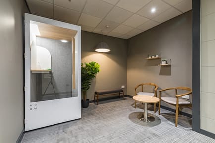 Image 6 of Spacemade - Park House, 24 Park Sqaure, LS1 - Leeds