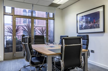 Image 7 of Spacemade - Park House, 24 Park Sqaure, LS1 - Leeds