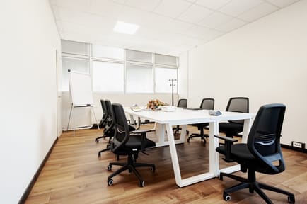 Image 1 of A&B S.R.L - Via Valla 16, Piazza Abbiategrasso - Milan