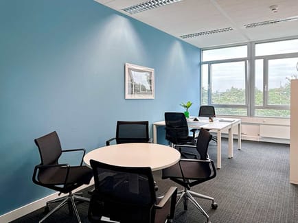 Image 4 of Regus - 12 Theodor Heuss Anlage, 68165 - Munich