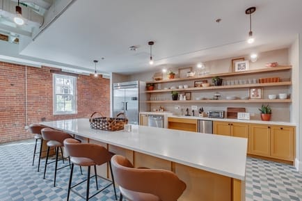 Image 8 of Common Desk - Continental Gin, 3309 Elm Street, 75226 - Dallas