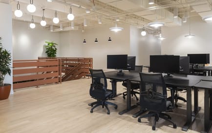 Image 8 of Common Desk - Post Oak Blvd, 3040 Post Oak Blvd, 77-56 - Texas