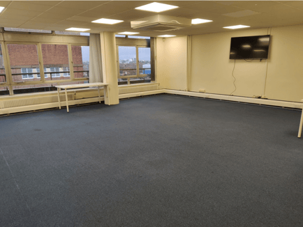 Image 3 of Fennels Bay Services LTD - Ashley House Business centre - 235-239 High Road, N22 - Wood Green