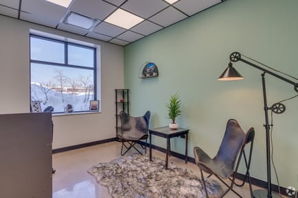Image 3 of Offix - 7358 Lincoln Ave, Lincolnwood
