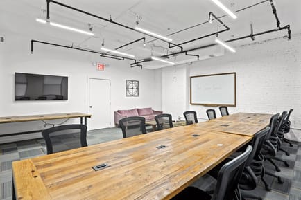 Image 5 of The Farm Nomad - 1178 Broadway - New York