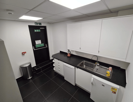 Image 5 of Winifled Place LTD (Managed 95 - 135 sqft) - 2D Lodge Lane, N12 - North Finchley