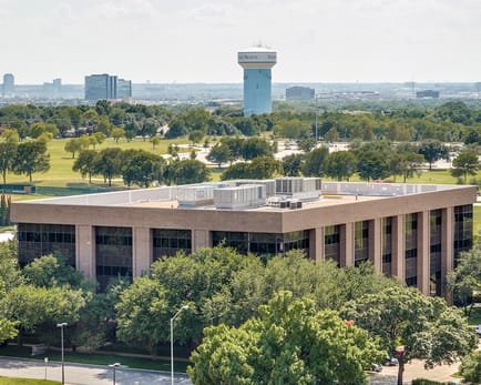 Image 2 of Boxer - 4001 McEwen, TX 75244 - Dallas