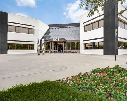Image 1 of Boxer Workstyle - 5005 Royal Lane, 75063 - Irving, TX