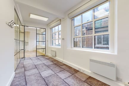 Image 5 of Sub800 Managed (1,756 - 1,756 sqft) - 30 Warner St, London EC1R 5EX, UK