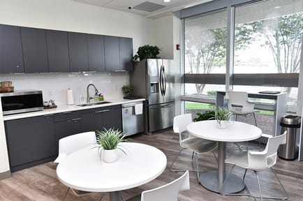 Image 4 of Office Evolution - 3301 North University Drive, 33065 - Coral Springs, FL