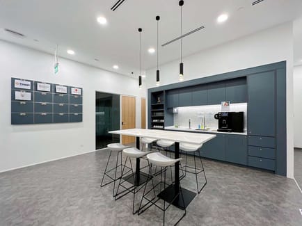 Image 12 of IWG (Regus) - 61 Robinson Road, 068893 - Singapore