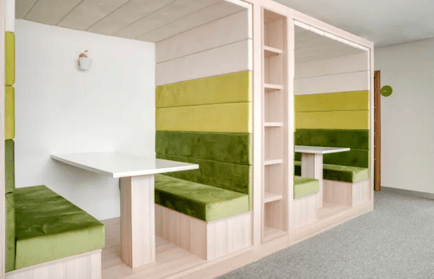 Image 2 of IWG (Regus) - 982-4 Kacirkova, 15800 - Prague