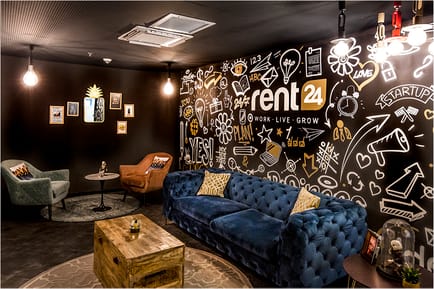 Image 7 of Rent 24 - 2 Eliezer Kaplan Street - Tel Aviv