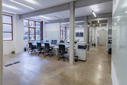Image 2 of Sub800 Managed (2,595 - 2,595 sqft) - 3 Hardwick St, London EC1R 4RB, UK
