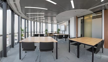 Image 2 of First Workplaces - 161 Carrer de Tarragona, 08014 - Barcelona