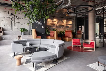Image 2 of Scott.Weber Workspace - 39 Pernerova, Praha 8 - Prague