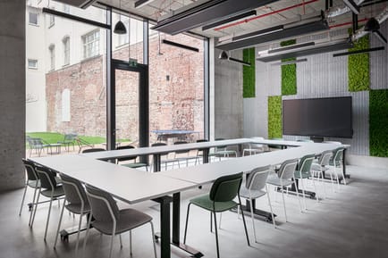 Image 7 of Scott.Weber Workspace - 39 Pernerova, Praha 8 - Prague