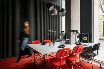Image 8 of Scott.Weber Workspace - 39 Pernerova, Praha 8 - Prague