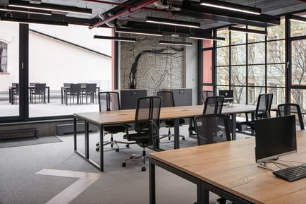 Image 12 of Scott.Weber Workspace - 39 Pernerova, Praha 8 - Prague