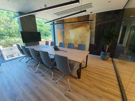 Image 9 of Scott.Weber Workspace - 687-35 Pernerova, Praha 8 - Prague