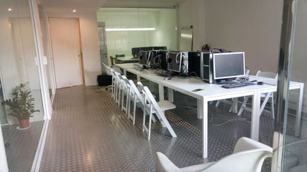 Image 1 of Start2bee - 25-27 Carrer Albigesos, 08024 - Barcelona