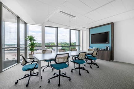Image 9 of IWG (Regus) - Stop & Work Versailles Chantier - 2-12 Parvis Colonel Arnaud Beltrame, 78000 - Versailles