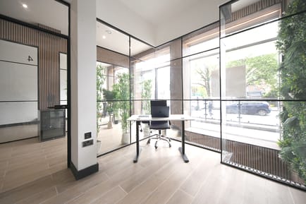 Image 10 of Varis Workspaces Ltd - 751 High Road, N12 8LD - North Finchley