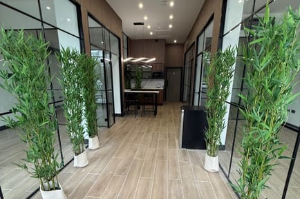 Image 2 of Varis Workspaces Ltd - 751 High Road, N12 8LD - North Finchley