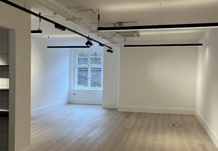 Image 3 of Sub800 Managed (1,010 - 1,010 sqft) - 140 Shoreditch High St, London EC2A 3AZ, UK