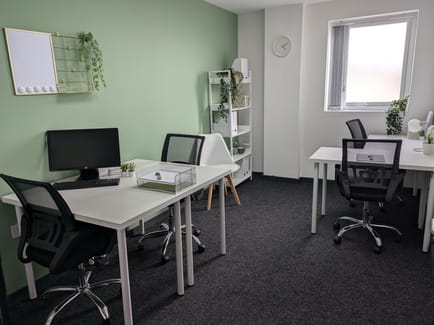 Image 1 of (Duplicate) IWG (HQ) - 225 Denby Dale Road, WF2 - Wakefield