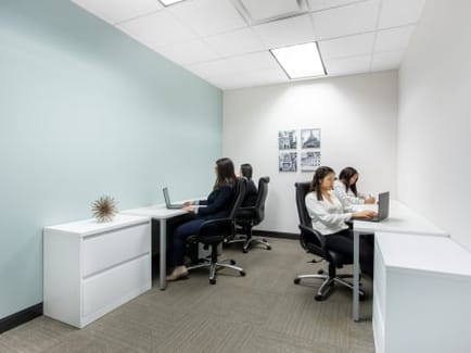 Image 2 of IWG (HQ) - 401 North Michigan Avenue, 60611 - Chicago, IL