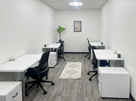 Image 6 of IWG (Regus) - 999 Oakmont Plaza Drive, 60559 - Westmont, IL