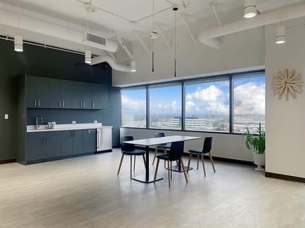 Image 11 of IWG (Regus) - 999 Oakmont Plaza Drive, 60559 - Westmont, IL
