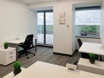 Image 5 of IWG (Regus) - 999 Oakmont Plaza Drive, 60559 - Westmont, IL