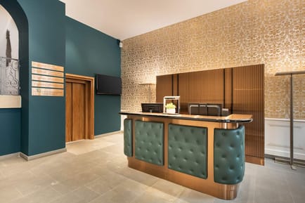 Image 2 of IWG (Signature) - Fusterie - 12 Place de la Fusterie, 1204 - Geneva